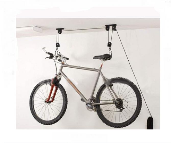 Velosipēda griestu turētājs